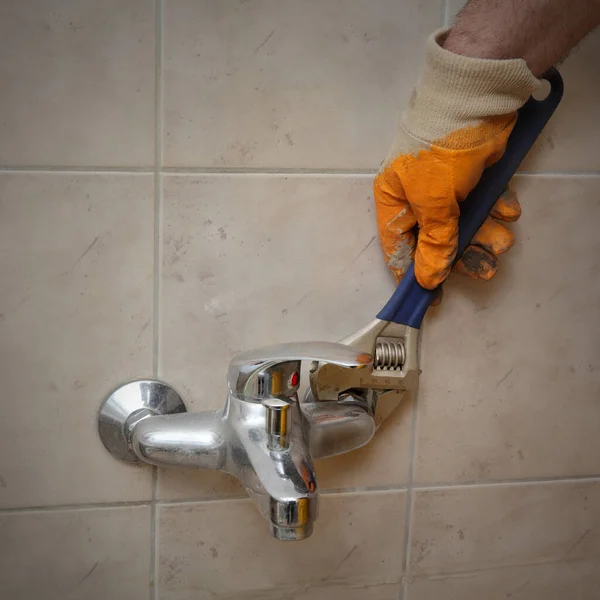 fixture installation main
